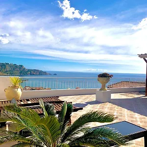  Apartment Panoramic Taormina Bay View Italien