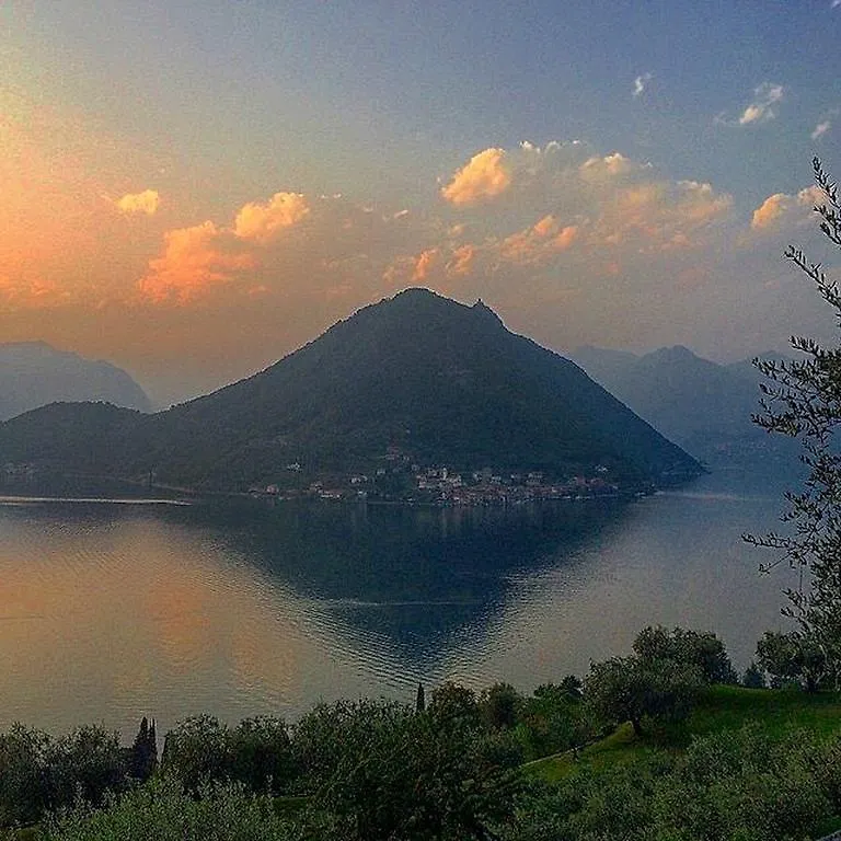 Ostello Del Porto Lovere 0*,  Italia
