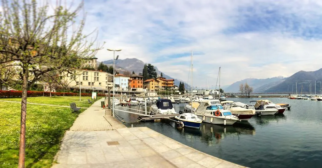 Ostello Del Porto Lovere Hostel